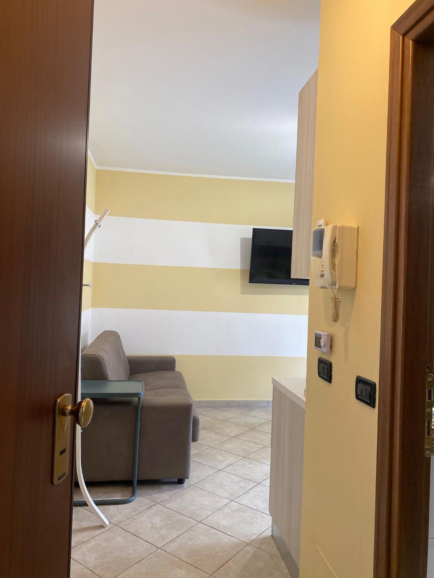 Fabulous And Confort Apartment Isonzo - Borgo San Paolo - Parco Ruffini Turin Bagian luar foto